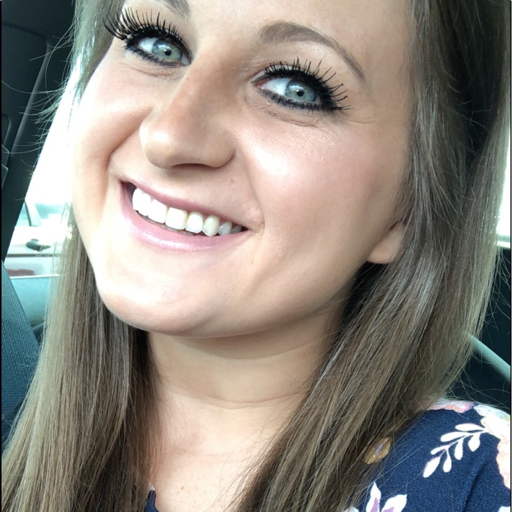 Meet your Posher, Kayce
